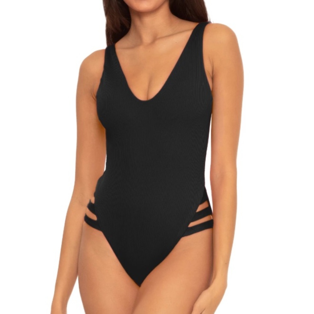 BECCA Sophie Over The Shoulder One Piece Swimsuit BLACK size L